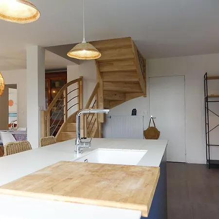 Maison Cosy 8 Pers. A 450m De La Plage, Grand Jardin, Proche Commerces Et Port De Saint-jacques. - Fr-1-639-111 Holiday home *