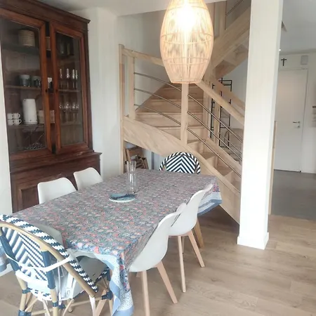 Holiday home Maison Cosy 8 Pers. A 450m De La Plage, Grand Jardin, Proche Commerces Et Port De Saint-jacques. - Fr-1-639-111 *